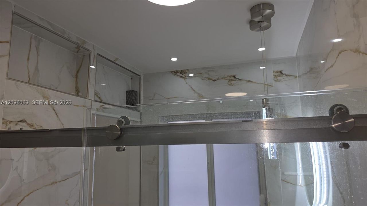 For Rent: $3,700 (3 beds, 2 baths, 1300 Square Feet)