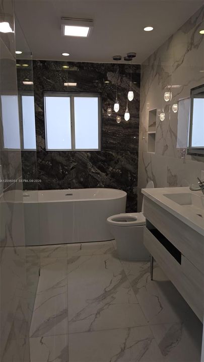 For Rent: $3,700 (3 beds, 2 baths, 1300 Square Feet)