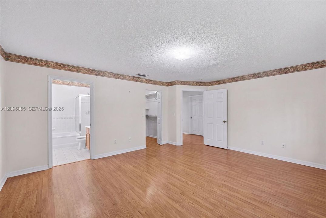 En Venta: $515,000 (3 camas, 2 baños, 1479 Pies cuadrados)