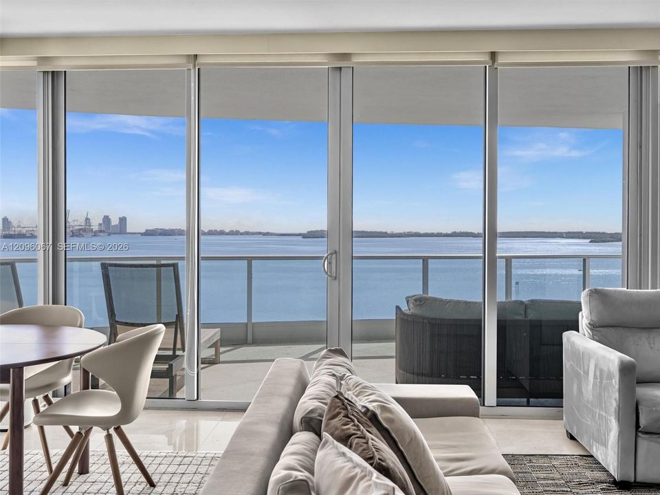 For Sale: $1,795,000 (2 beds, 2 baths, 1878 Square Feet)