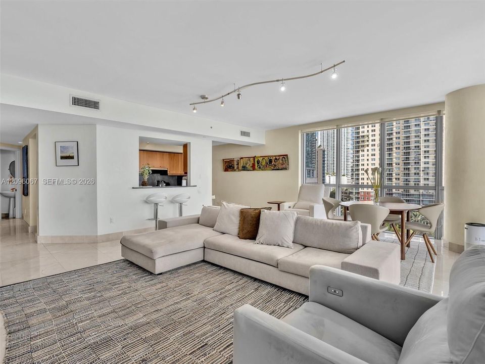 For Sale: $1,795,000 (2 beds, 2 baths, 1878 Square Feet)