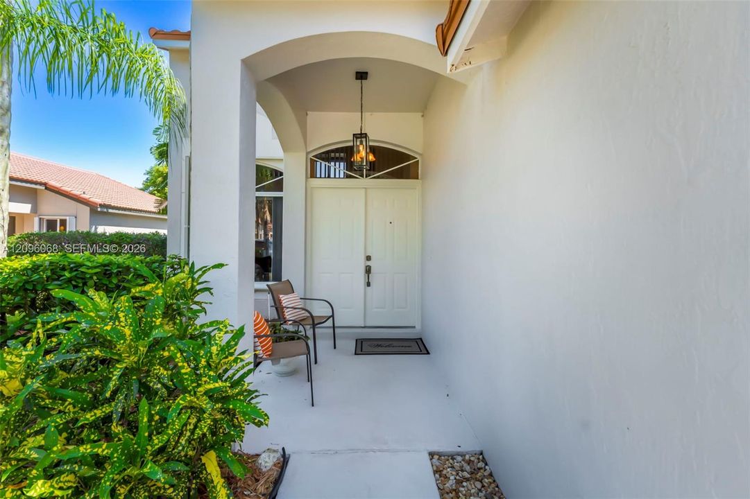 For Sale: $695,000 (4 beds, 2 baths, 2023 Square Feet)