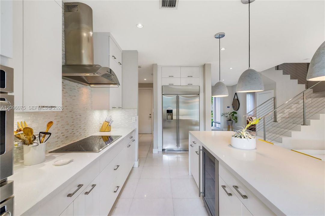 En Venta: $3,198,000 (5 camas, 4 baños, 3726 Pies cuadrados)