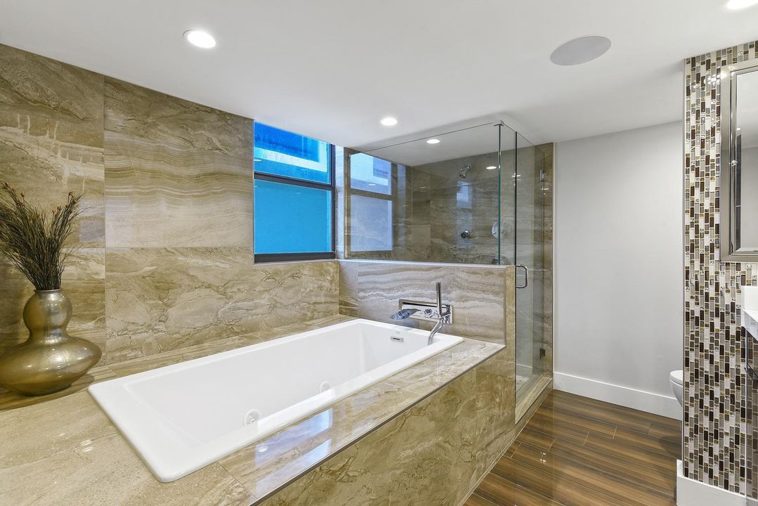 primary suite