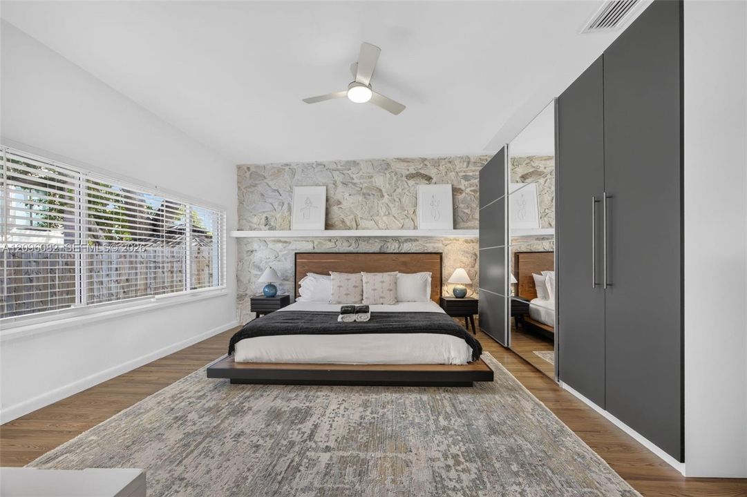 For Sale: $1,350,000 (3 beds, 2 baths, 1355 Square Feet)