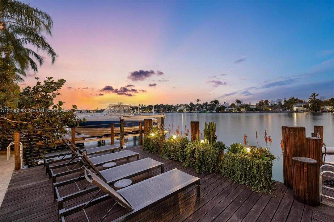 For Sale: $20,996,000 (5 beds, 6 baths, 0 Square Feet)