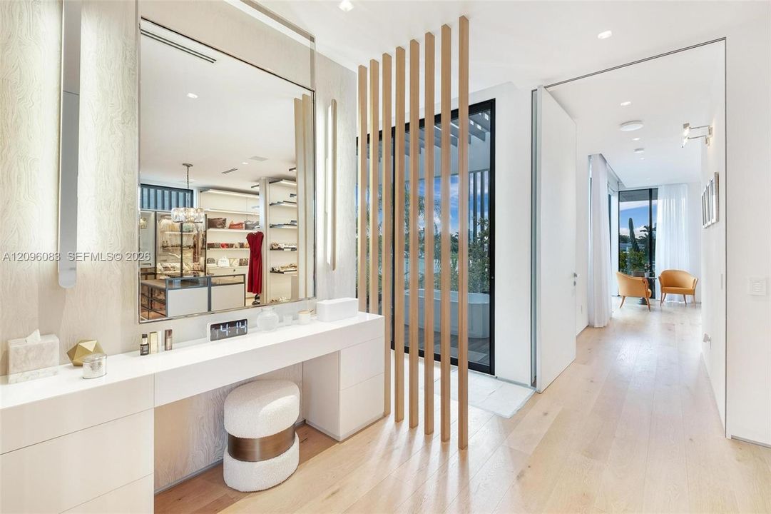 For Sale: $20,996,000 (5 beds, 6 baths, 0 Square Feet)
