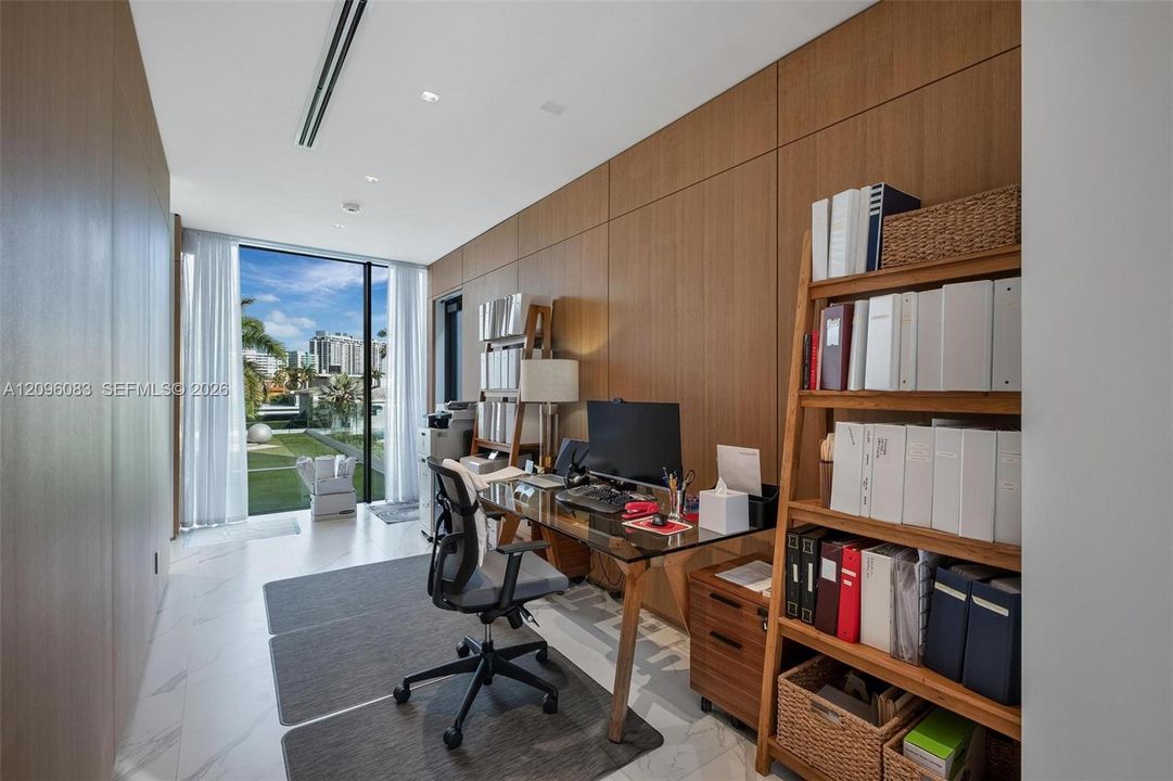For Sale: $20,996,000 (5 beds, 6 baths, 0 Square Feet)