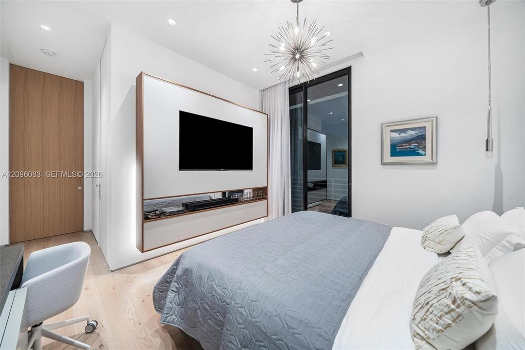 For Sale: $20,996,000 (5 beds, 6 baths, 0 Square Feet)
