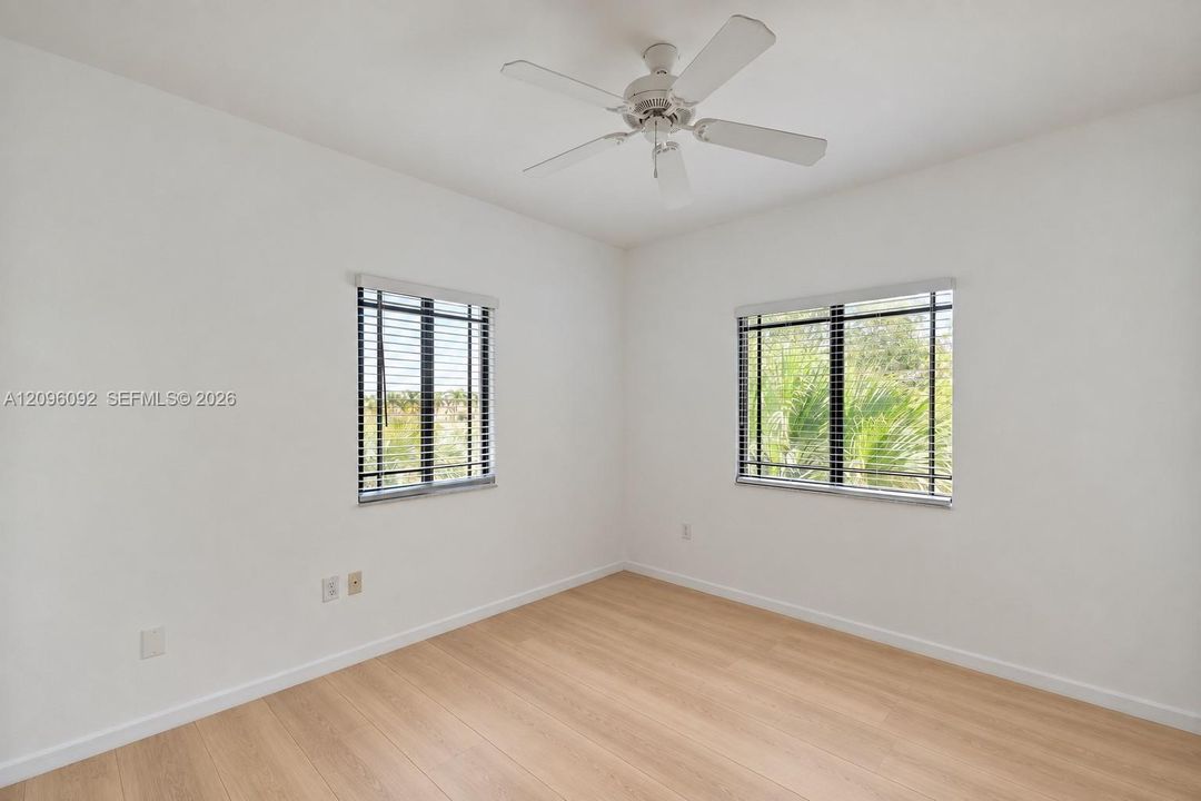 В аренду: $2,225 (1 спален, 1 ванн, 872 Квадратных фут)