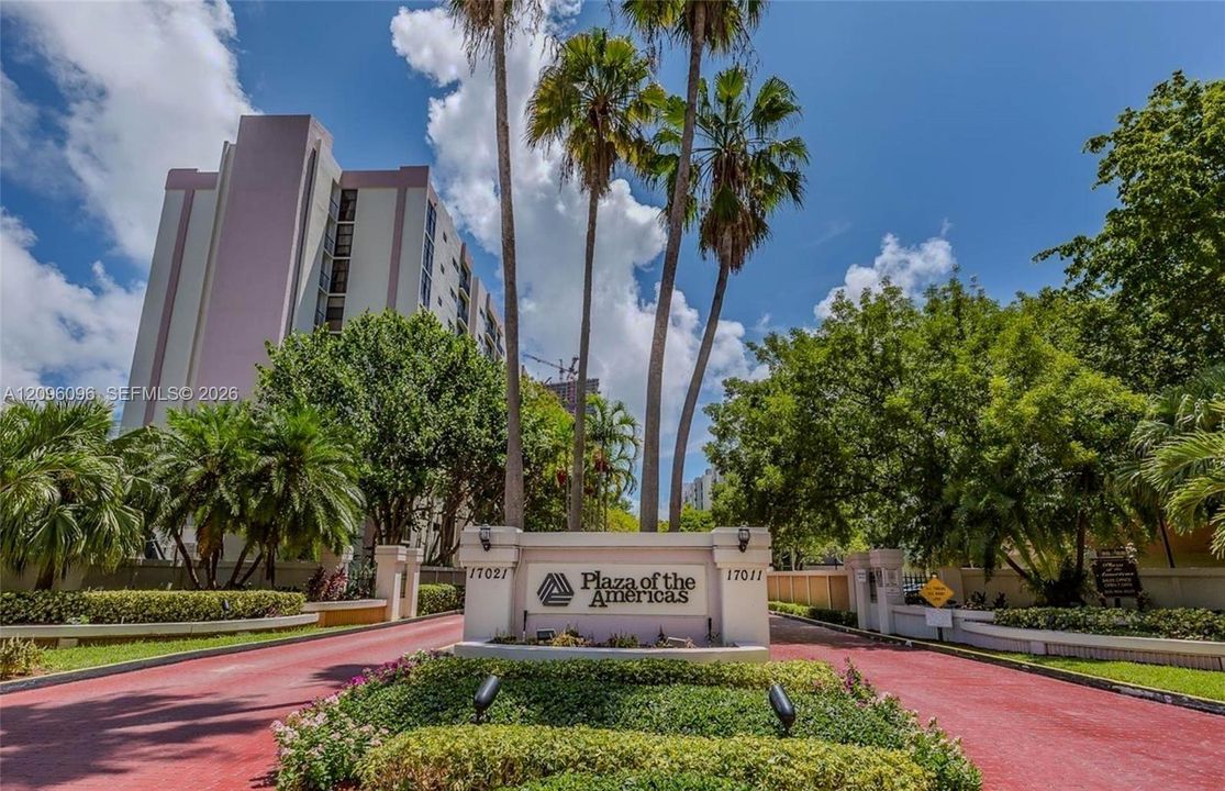 For Rent: $2,100 (1 beds, 1 baths, 767 Square Feet)