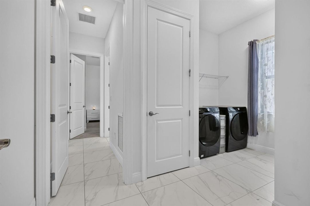Oversized Laundry/Mudroom