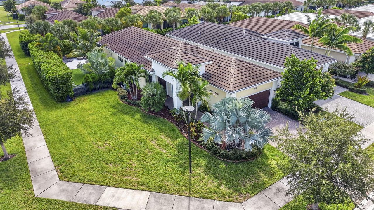 16065 Key Biscayne Lane, Westlake, FL