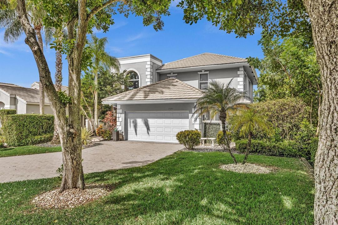 Gorgeous corner lot