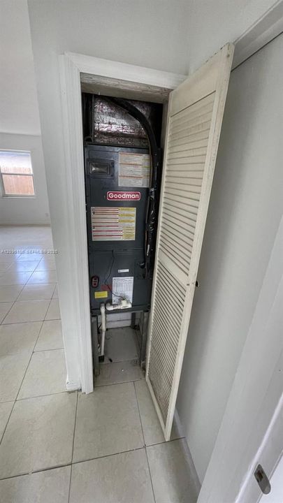 En Renta: $2,000 (2 camas, 1 baños, 3140 Pies cuadrados)