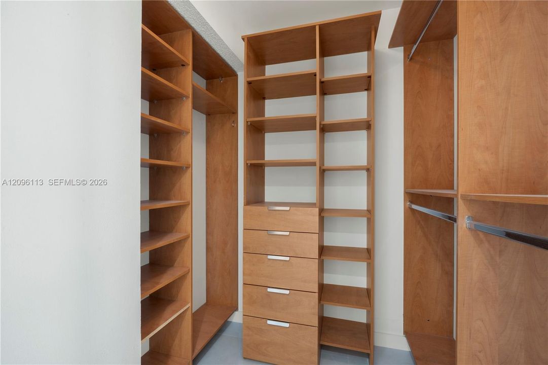 For Rent: $3,300 (2 beds, 2 baths, 1232 Square Feet)