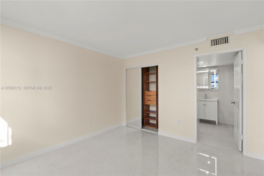 For Rent: $3,300 (2 beds, 2 baths, 1232 Square Feet)