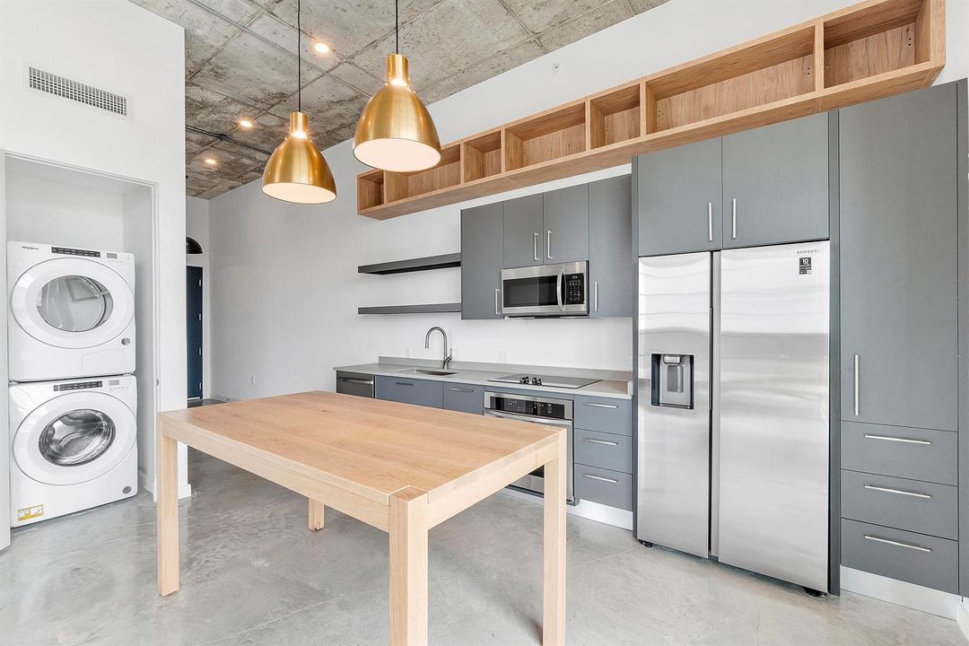 401 NW 1st Ave_031