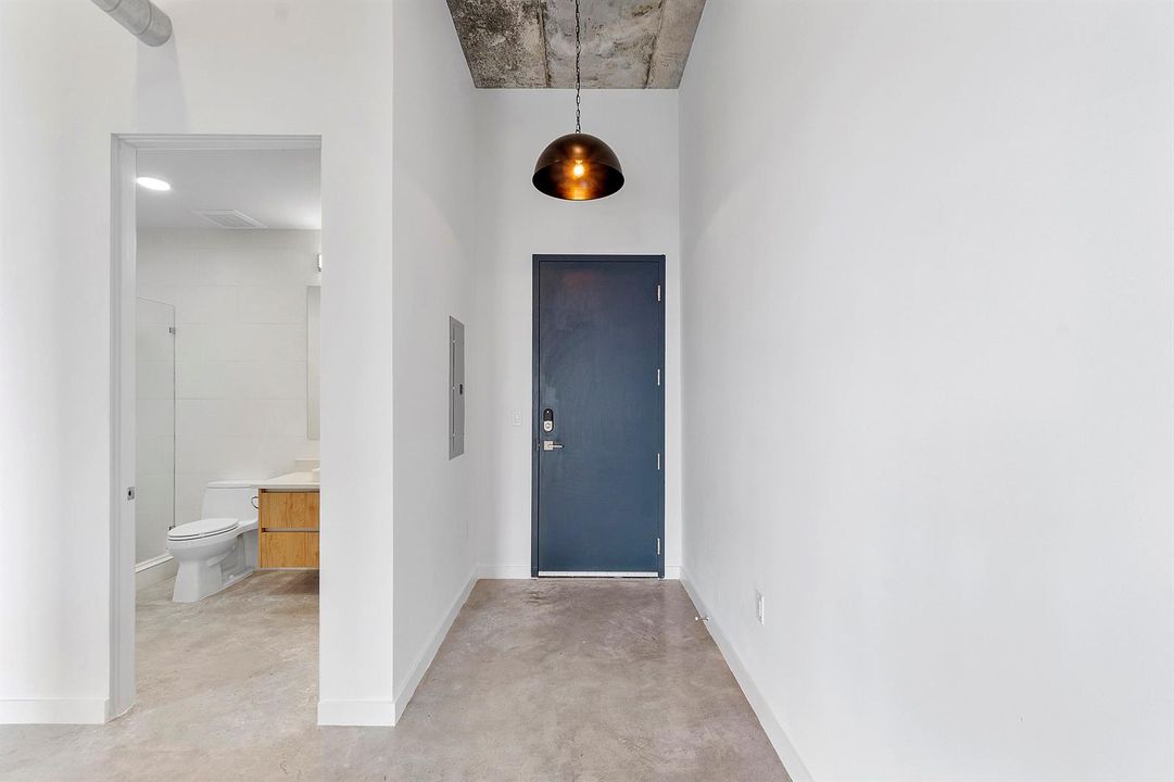 401 NW 1st Ave_024