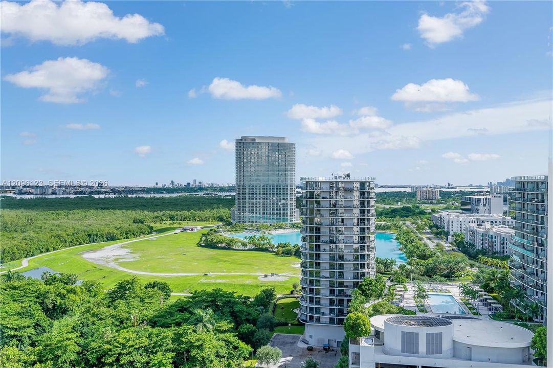 На продажу: $430,000 (2 спален, 2 ванн, 1758 Квадратных фут)