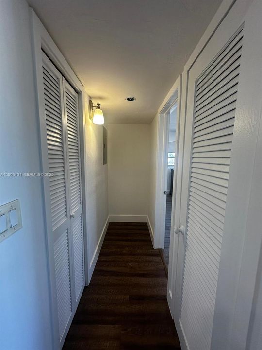 For Rent: $1,700 (1 beds, 1 baths, 661 Square Feet)