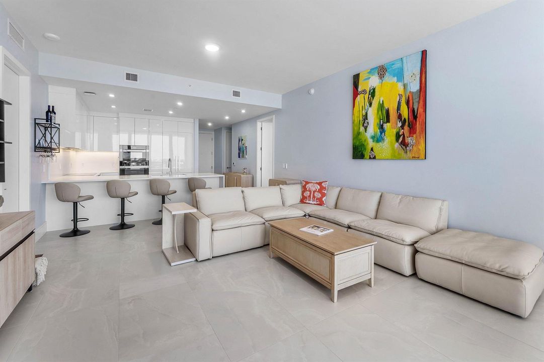 014-220LakeShoreDrive-1209-LakePark-FL-3