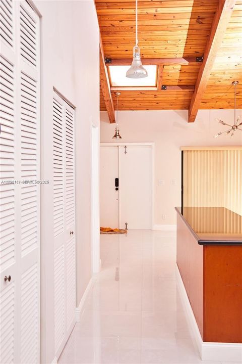 For Rent: $4,500 (3 beds, 2 baths, 1680 Square Feet)