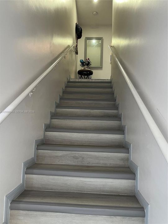 For Sale: $339,000 (2 beds, 2 baths, 1137 Square Feet)
