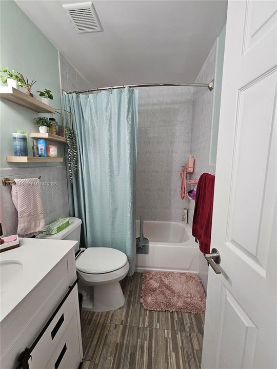 For Sale: $339,000 (2 beds, 2 baths, 1137 Square Feet)