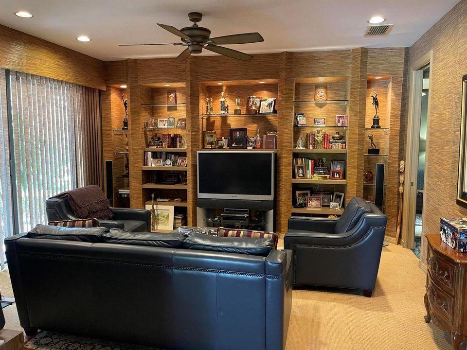 Den/Media Room