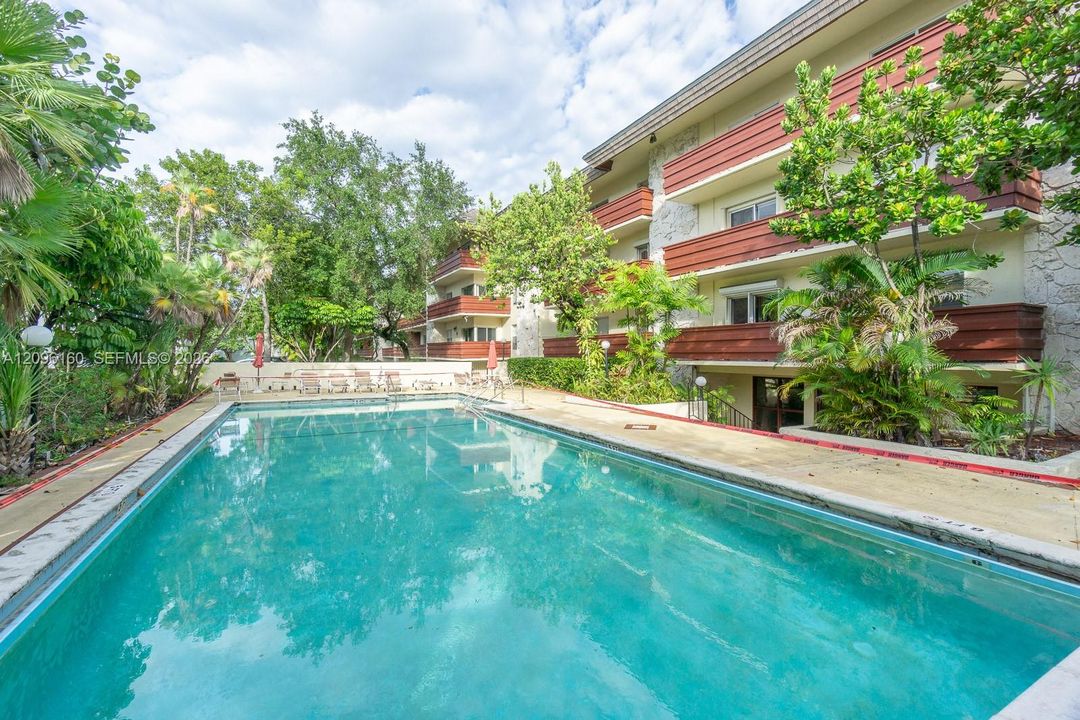 Private Pool Area
