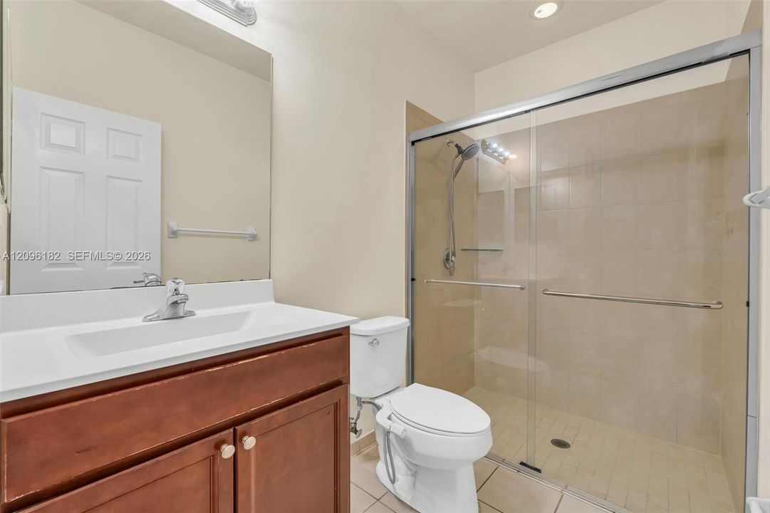 В аренду: $3,500 (4 спален, 3 ванн, 3022 Квадратных фут)