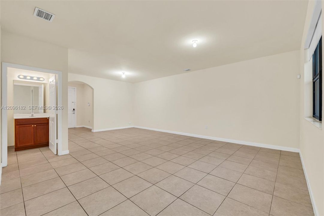 В аренду: $3,500 (4 спален, 3 ванн, 3022 Квадратных фут)