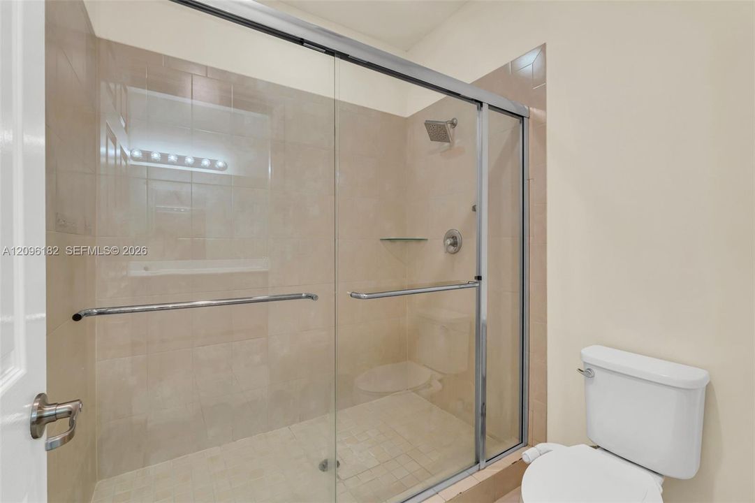 В аренду: $3,500 (4 спален, 3 ванн, 3022 Квадратных фут)
