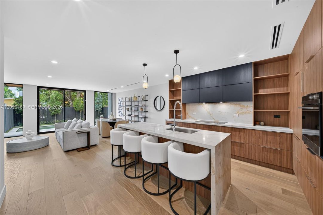 For Sale: $1,349,000 (3 beds, 3 baths, 2013 Square Feet)