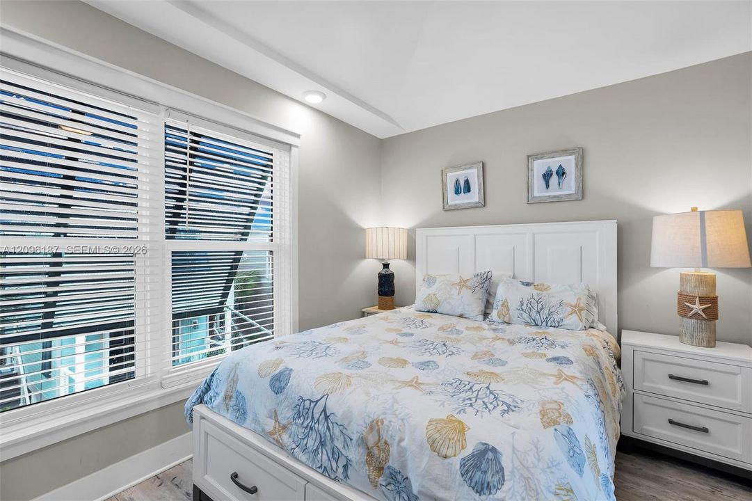 En Venta: $449,000 (2 camas, 2 baños, 960 Pies cuadrados)