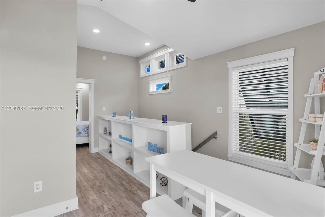En Venta: $449,000 (2 camas, 2 baños, 960 Pies cuadrados)