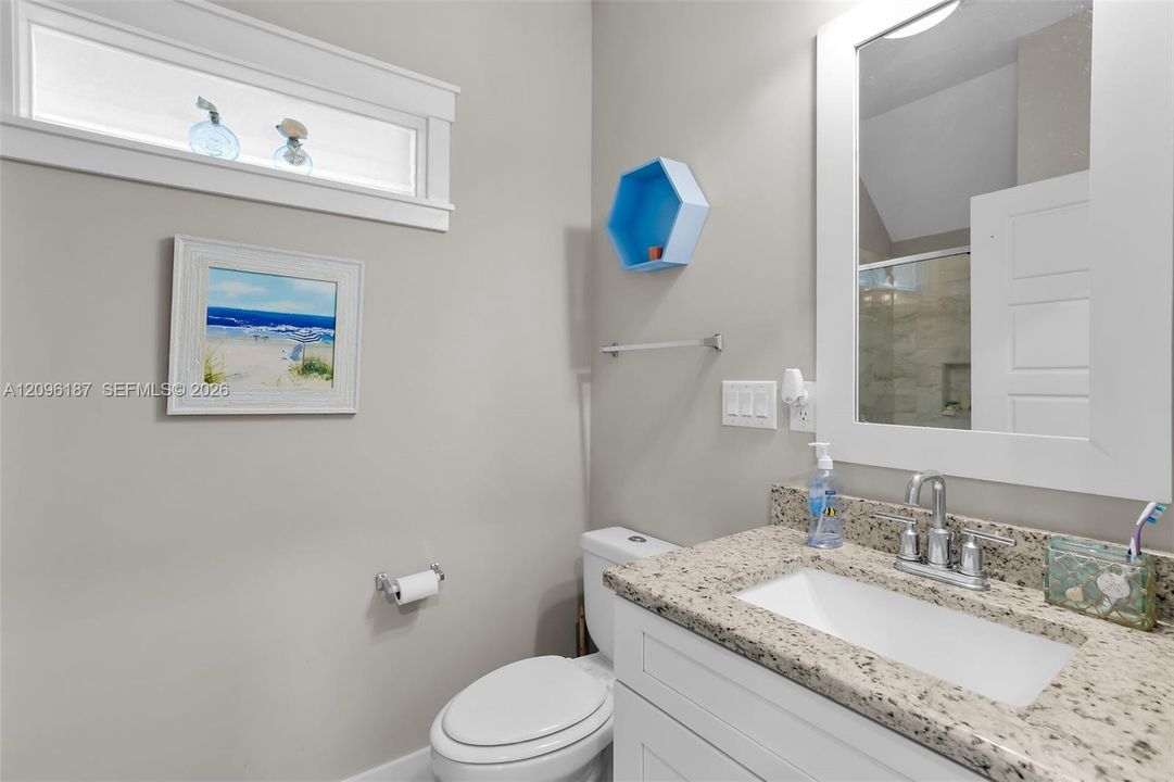 En Venta: $449,000 (2 camas, 2 baños, 960 Pies cuadrados)