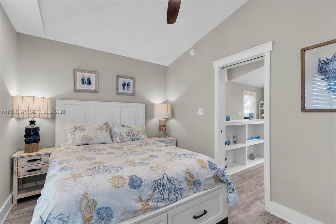 En Venta: $449,000 (2 camas, 2 baños, 960 Pies cuadrados)