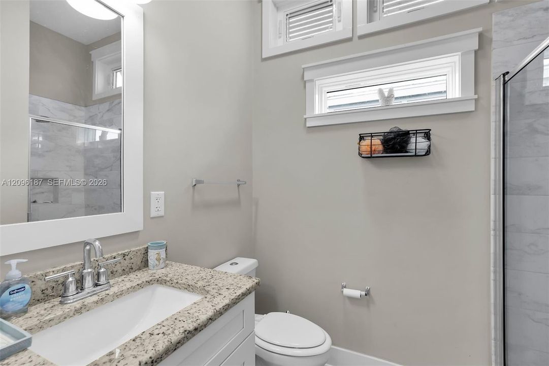 En Venta: $449,000 (2 camas, 2 baños, 960 Pies cuadrados)