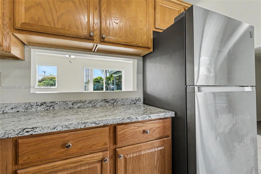 For Sale: $388,800 (3 beds, 1 baths, 1025 Square Feet)
