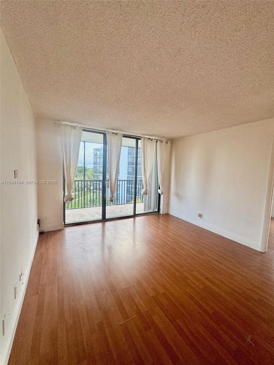 En Renta: $1,800 (1 camas, 1 baños, 994 Pies cuadrados)