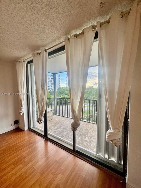 En Renta: $1,800 (1 camas, 1 baños, 994 Pies cuadrados)