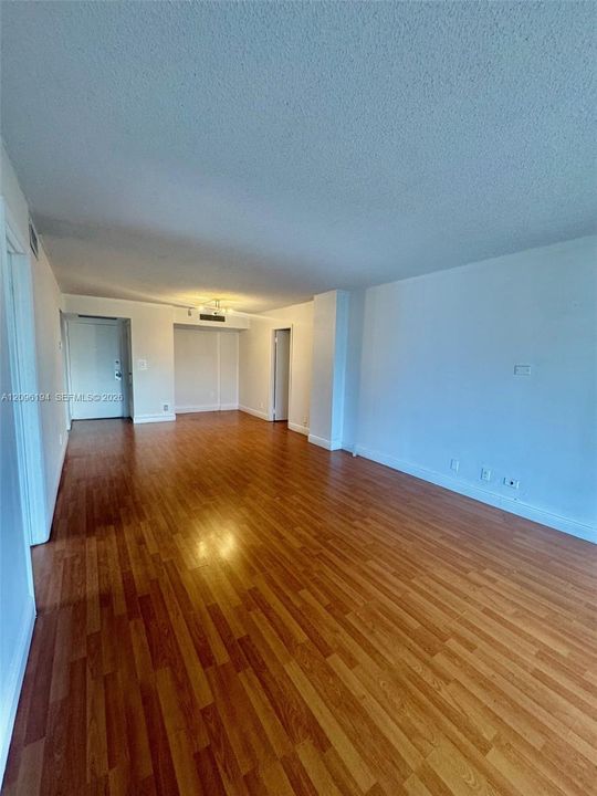 En Renta: $1,800 (1 camas, 1 baños, 994 Pies cuadrados)
