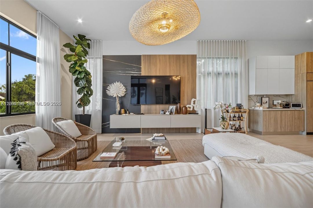 En Renta: $13,500 (4 camas, 4 baños, 3655 Pies cuadrados)