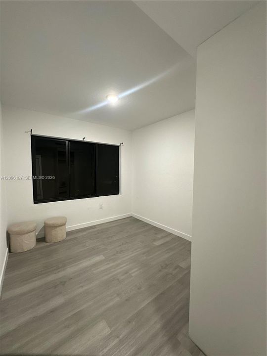 For Rent: $2,500 (3 beds, 2 baths, 1398 Square Feet)