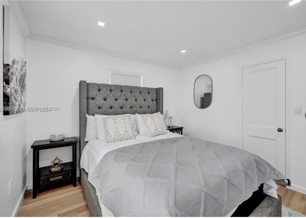 For Rent: $3,750 (3 beds, 2 baths, 1111 Square Feet)