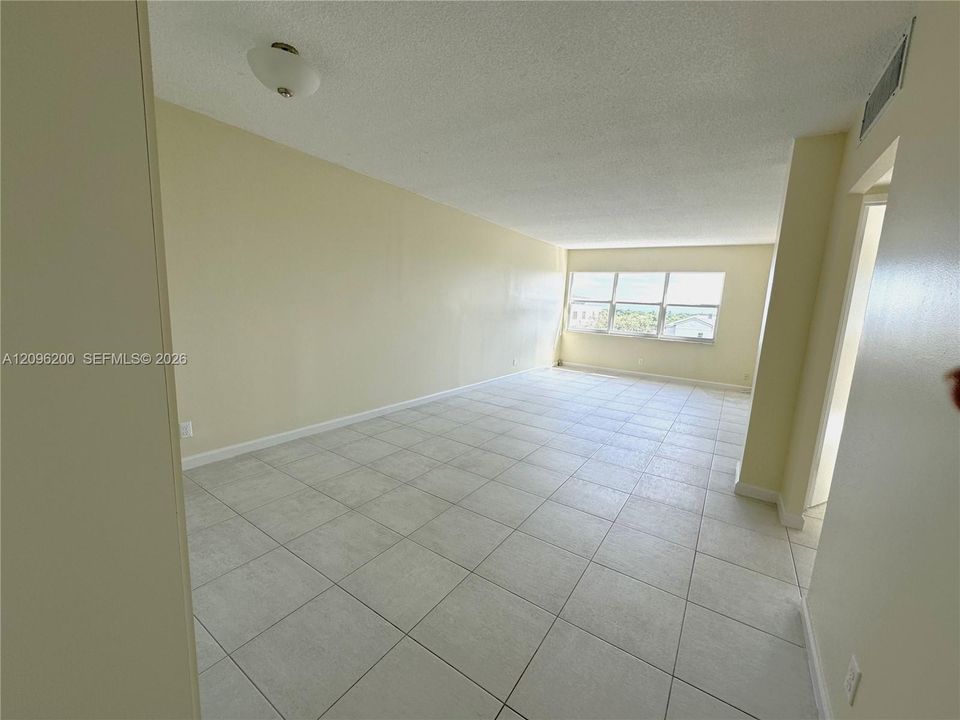 En Renta: $1,800 (1 camas, 1 baños, 720 Pies cuadrados)