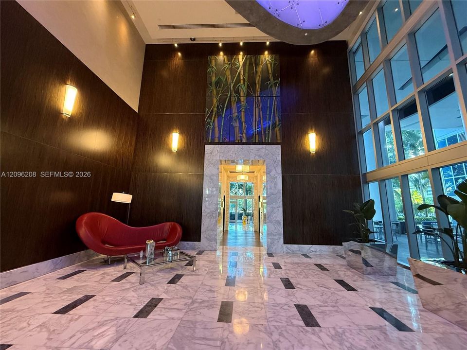 For Rent: $3,100 (1 beds, 1 baths, 899 Square Feet)