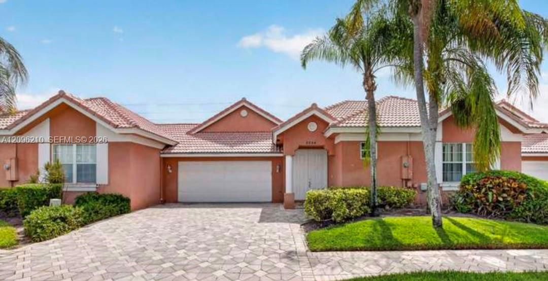 For Rent: $1,950 (3 beds, 2 baths, 0 Square Feet)